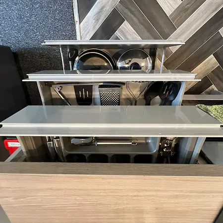 1 Bed Close To Arena Sleeps Up To 4 People F3 아파트 *