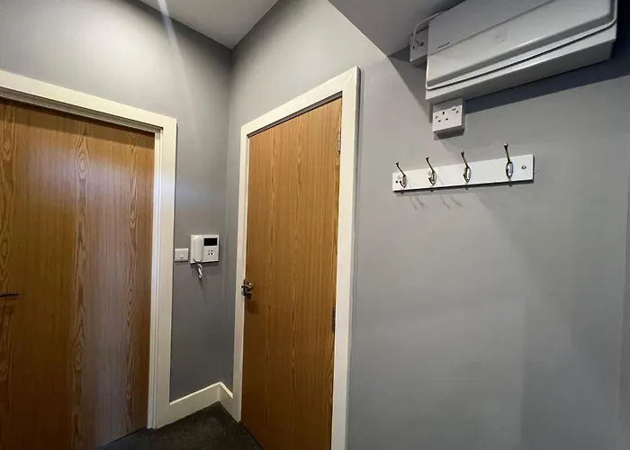 1 Bed Close To Arena Sleeps Up To 4 People F3 Apartman *