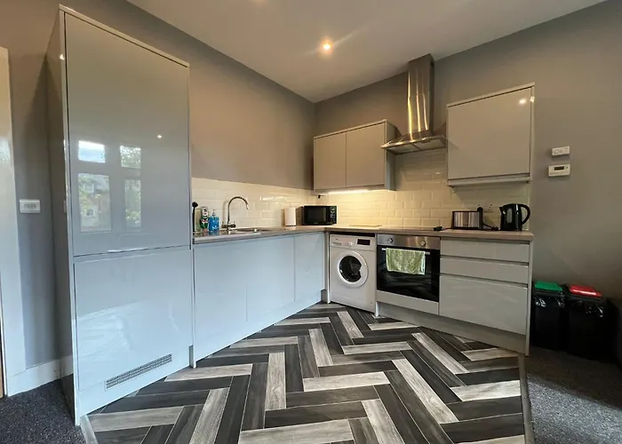 1 Bed Close To Arena Sleeps Up To 4 People F3 Апартаменти *