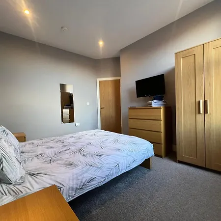 1 Bed Close To Arena Sleeps Up To 4 People F3 * Leeds (West Yorkshire)