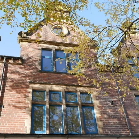 Apartment 1 Bed Close To Arena Sleeps Up To 4 People F3 Leeds (West Yorkshire)