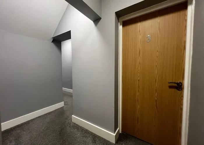 Apartment 1 Bed Close To Arena Sleeps Up To 4 People F3 *